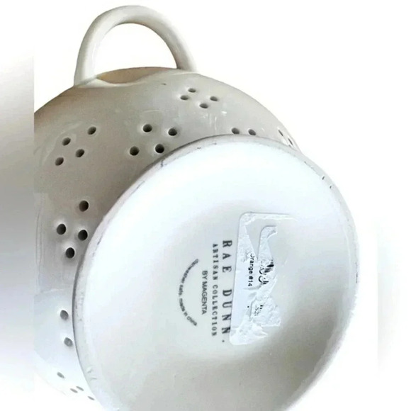 Rae Dunn Artisan Collection "DRAIN" White Ceramic Colander/Strainer. NEW - Picture 6 of 8